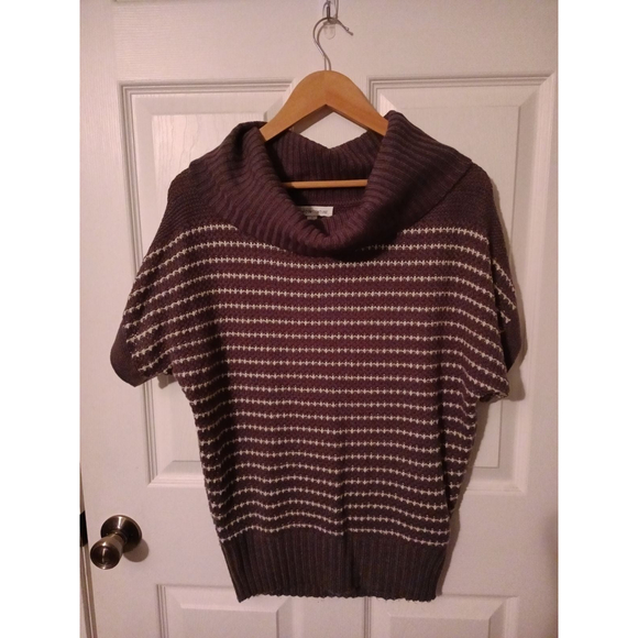 Knitted Sweater Top - Picture 2 of 6